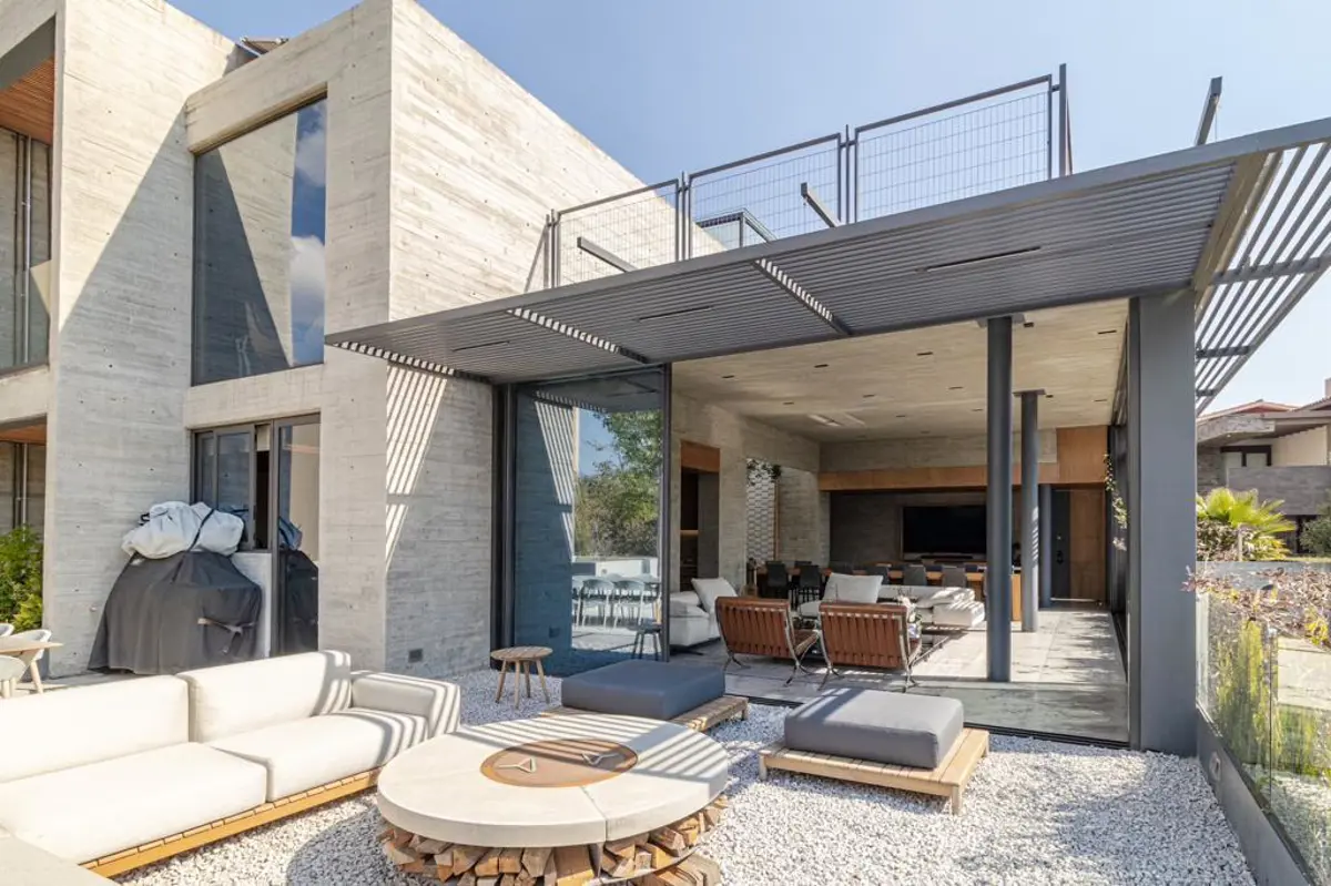Casa en Venta en Hacienda de las Palmas, Huixquilucan, México