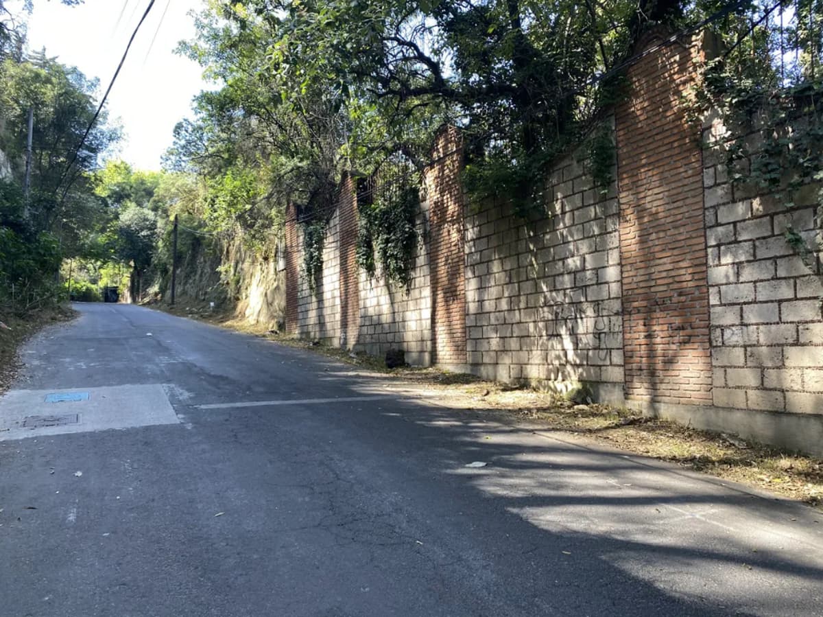 Terreno en Venta en Bosques de las Lomas, Cuajimalpa de Morelos, Ciudad de México
